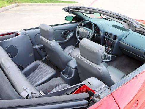 Used 1999 Pontiac Firebird Trans Am RWD image 10