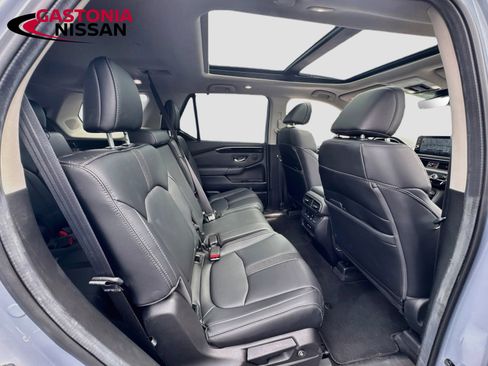 Used 2024 Honda Pilot Touring image 37