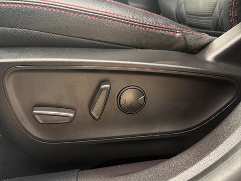 Used 2023 Ford Escape ST-Line Elite w/ Premium Technology Package AWD/4WD image 8