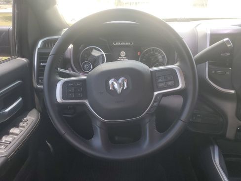 Used 2022 RAM 2500 Big Horn w/ Night Edition AWD/4WD image 11