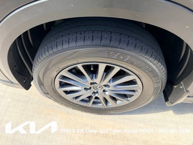 Used 2020 MAZDA CX-5 Touring FWD image 4