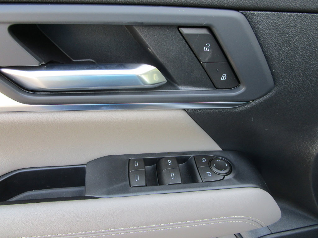 New 2026 GMC Terrain Elevation w/ Elevation Premium Package FWD image 22