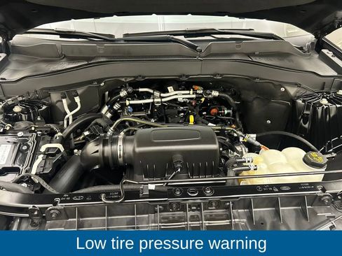 Certified 2022 Ford Explorer XLT w/ Equipment Group 202A image 47