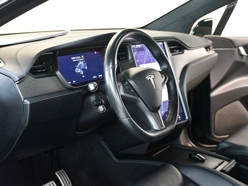 Used 2020 Tesla Model X Performance AWD/4WD image 26