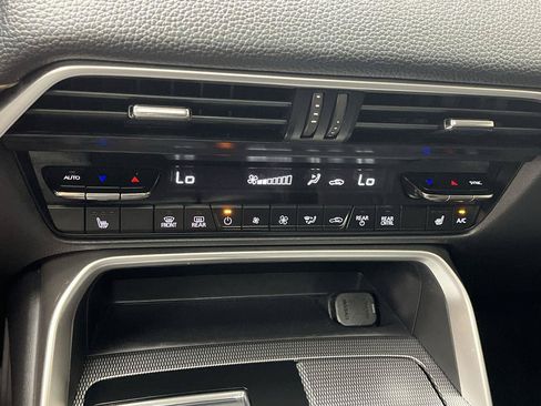 Used 2024 MAZDA CX-90 3.3 Turbo w/ Preferred Package AWD/4WD image 22