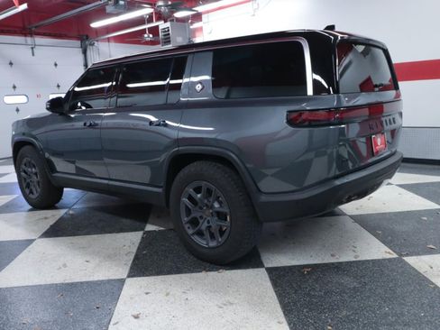 Used 2024 Rivian R1S Adventure Dual AWD/4WD image 6