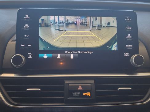 Certified 2018 Honda Accord Sport image 19