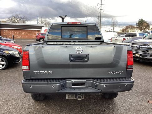 Used 2015 Nissan Titan PRO-4X image 3