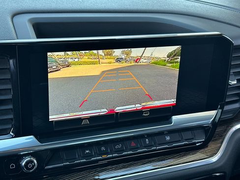 Used 2022 GMC Sierra 1500 Elevation w/ LPO, Elevation Black Package image 18