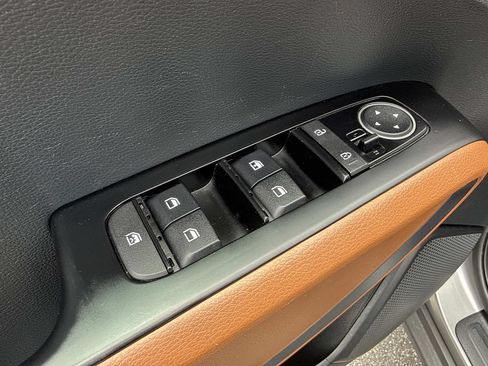 Used 2024 Kia Soul EX w/ Option Group 015 FWD image 22