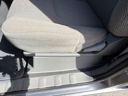 Used 2021 Nissan Frontier SV image 20