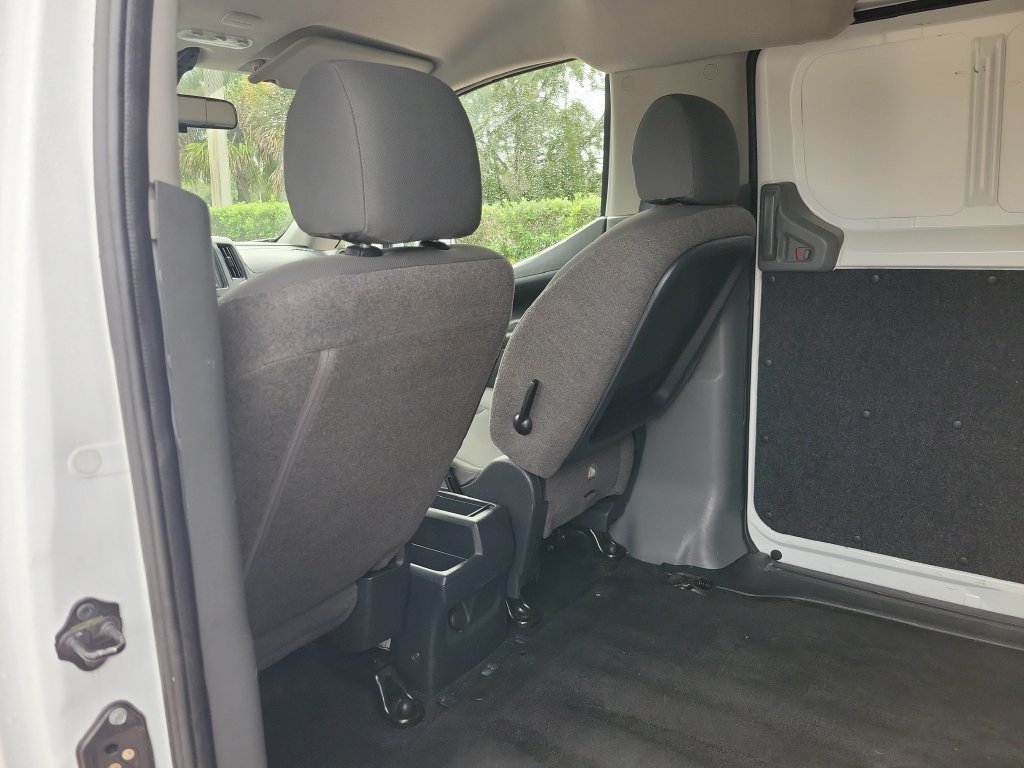Used 2020 Nissan NV200 SV w/ Back Door Glass Package FWD image 8