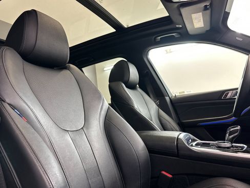 Used 2020 BMW X5 sDrive40i w/ M Sport Package RWD image 31