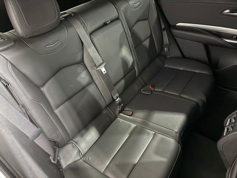 Used 2021 Cadillac XT4 Premium Luxury image 41