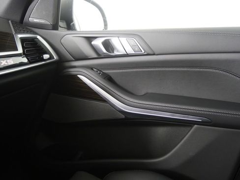 Certified 2025 BMW X5 xDrive40i image 27