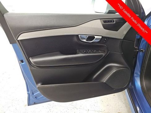 Used 2019 Volvo XC90 T5 R-Design w/ Advanced Package image 12