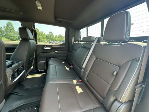 Certified 2026 GMC Sierra 1500 Denali w/ Denali Reserve Package AWD/4WD image 21