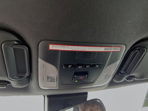 Used 2021 Toyota Corolla SE image 21