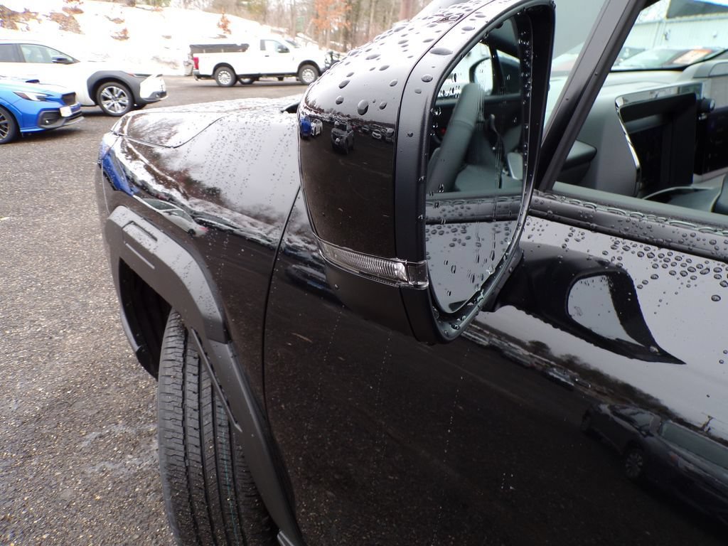 Certified 2026 Subaru Outback Limited AWD/4WD image 3