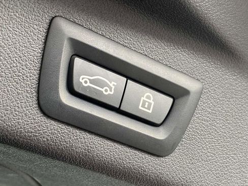 Used 2023 BMW X7 M60i w/ Executive Package image 15