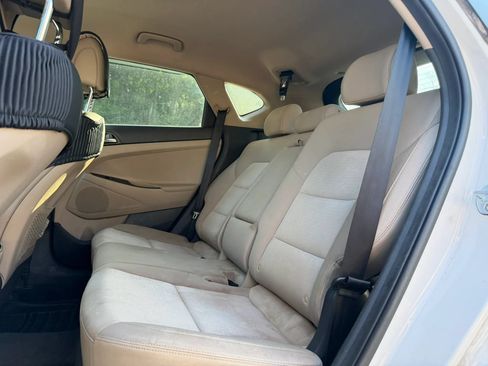 Used 2017 Hyundai Tucson Sport AWD/4WD image 12