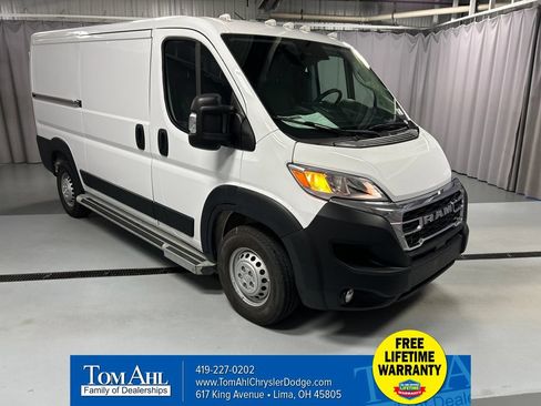 Used 2025 RAM ProMaster 2500 w/ U-Haul Equipment Group FWD image 1