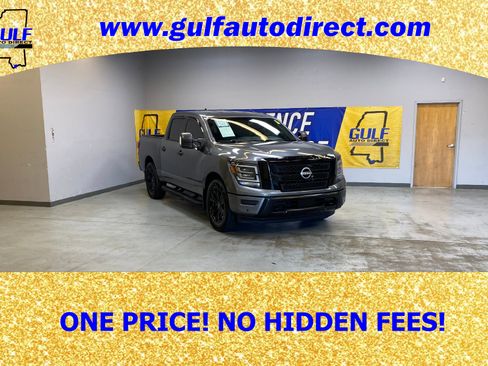 Used 2024 Nissan Titan SV w/ SV Convenience Package image 1