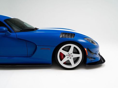 Used 2017 Dodge Viper ACR w/ Extreme Aero Package RWD image 10