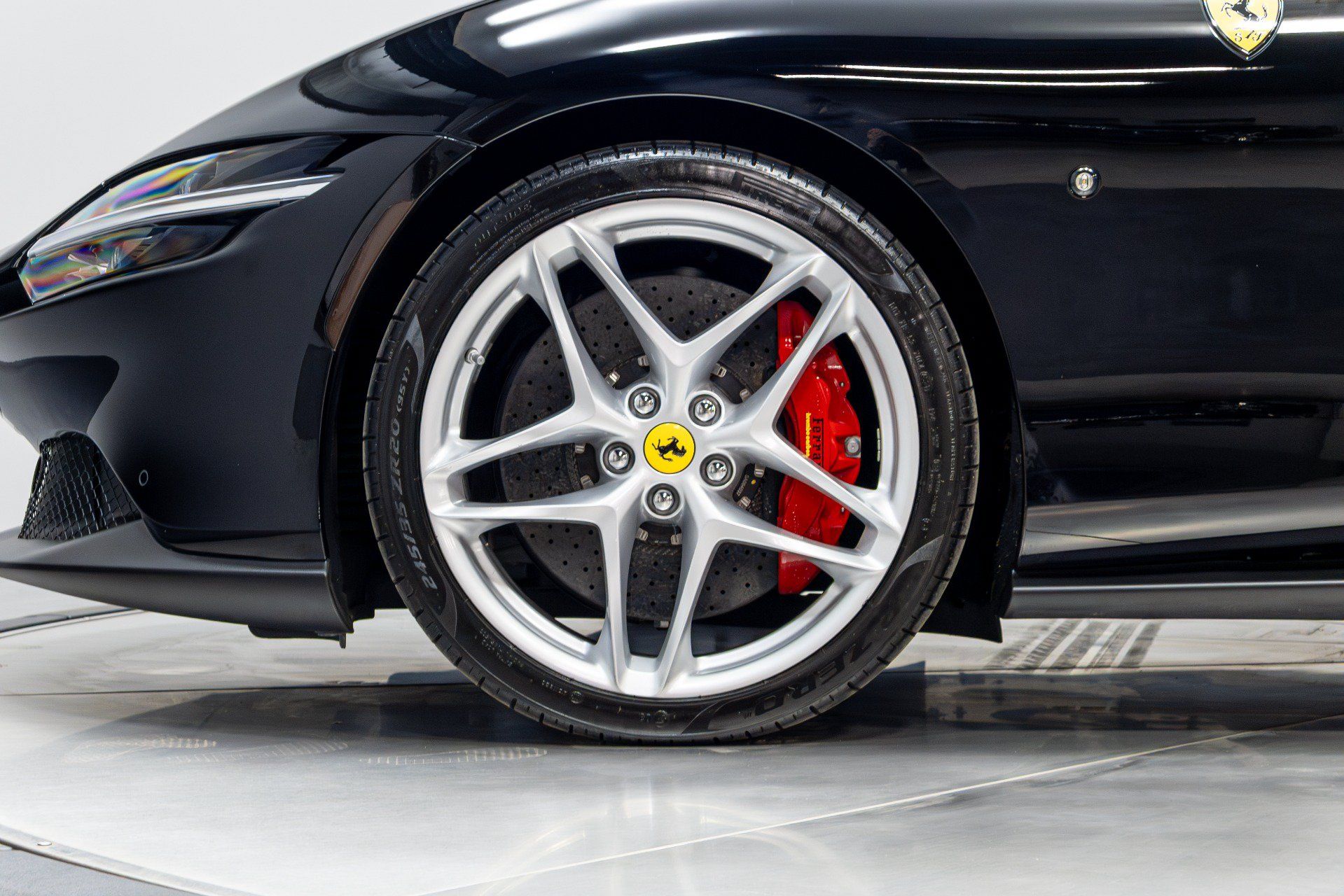 Used 2022 Ferrari Roma RWD image 42