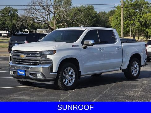 Used 2019 Chevrolet Silverado 1500 LTZ w/ LTZ Premium Package AWD/4WD image 4