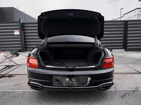 Used 2025 Bentley Flying Spur Plug-In Hybrid image 18