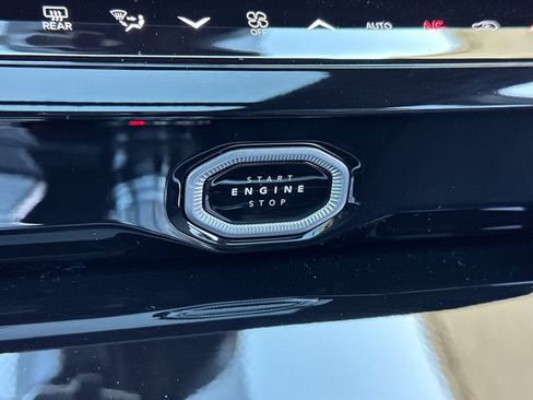 New 2026 Jeep Grand Cherokee L Limited AWD/4WD image 23