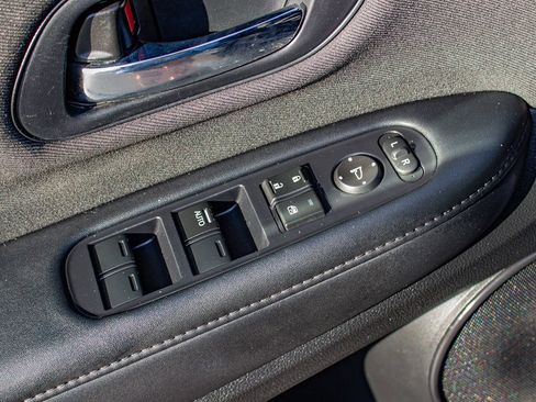 Used 2019 Honda HR-V Sport image 14