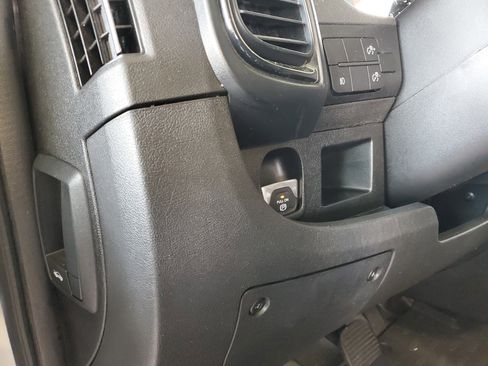 Used 2025 RAM ProMaster 2500 w/ Convenience Group FWD image 21