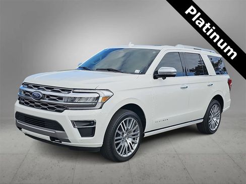 Used 2022 Ford Expedition Platinum image 4