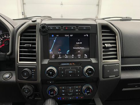 Used 2017 Ford F150 Raptor w/ Equipment Group 802A Luxury AWD/4WD image 24