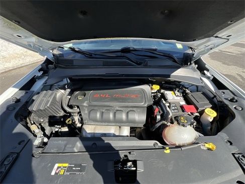 Used 2022 Jeep Compass Limited image 13