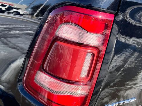 Used 2022 RAM 1500 Limited image 28