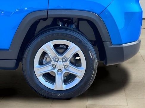 Used 2024 Jeep Compass Sport AWD/4WD image 36