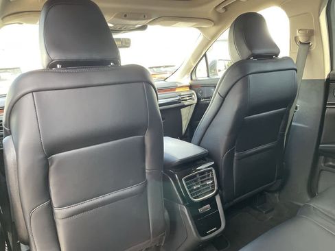 Used 2021 Lincoln Nautilus Reserve image 20