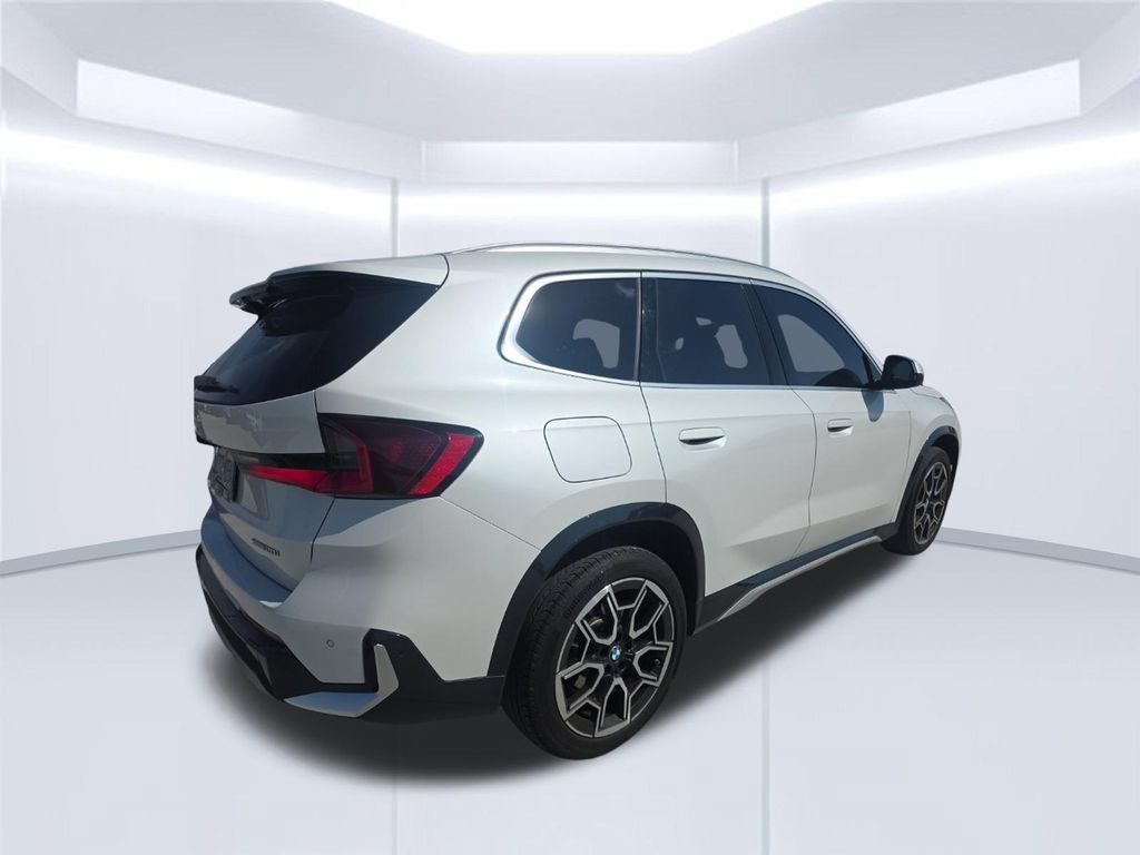 Used 2023 BMW X1 xDrive28i w/ Convenience Package AWD/4WD image 6