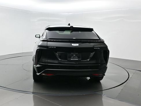 Used 2026 Cadillac Lyriq Signature Sport AWD/4WD image 5