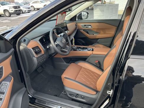 New 2026 Nissan Rogue Platinum w/ Platinum Premium Package image 9