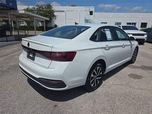 Used 2025 Volkswagen Jetta S FWD image 3