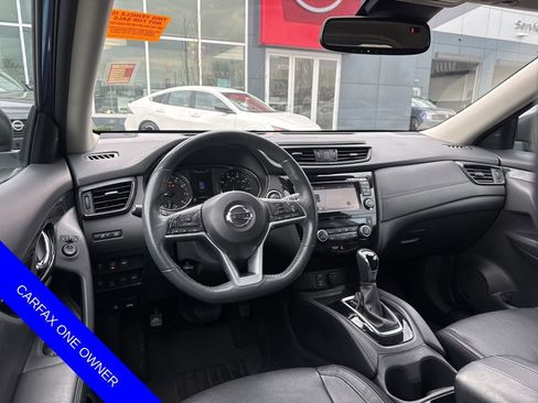 Used 2017 Nissan Rogue SL w/ SL Premium Package image 6