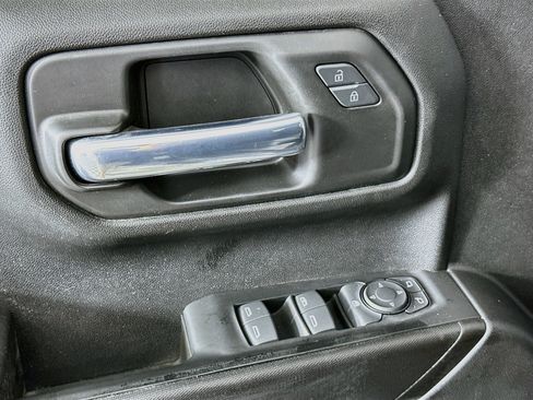 Used 2021 Chevrolet Silverado 1500 Custom Trail Boss w/ Safety Confidence Package AWD/4WD image 15
