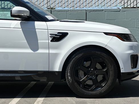 Used 2019 Land Rover Range Rover Sport HSE AWD/4WD image 37