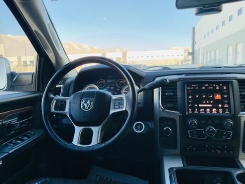 Used 2015 RAM 2500 Laramie w/ Convenience Group image 8