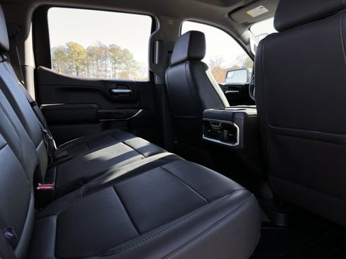 Used 2021 GMC Sierra 1500 SLT w/ SLT Convenience Package image 31