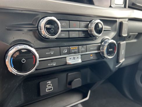 Used 2025 Ford F150 XLT w/ Equipment Group 301A Standard image 31